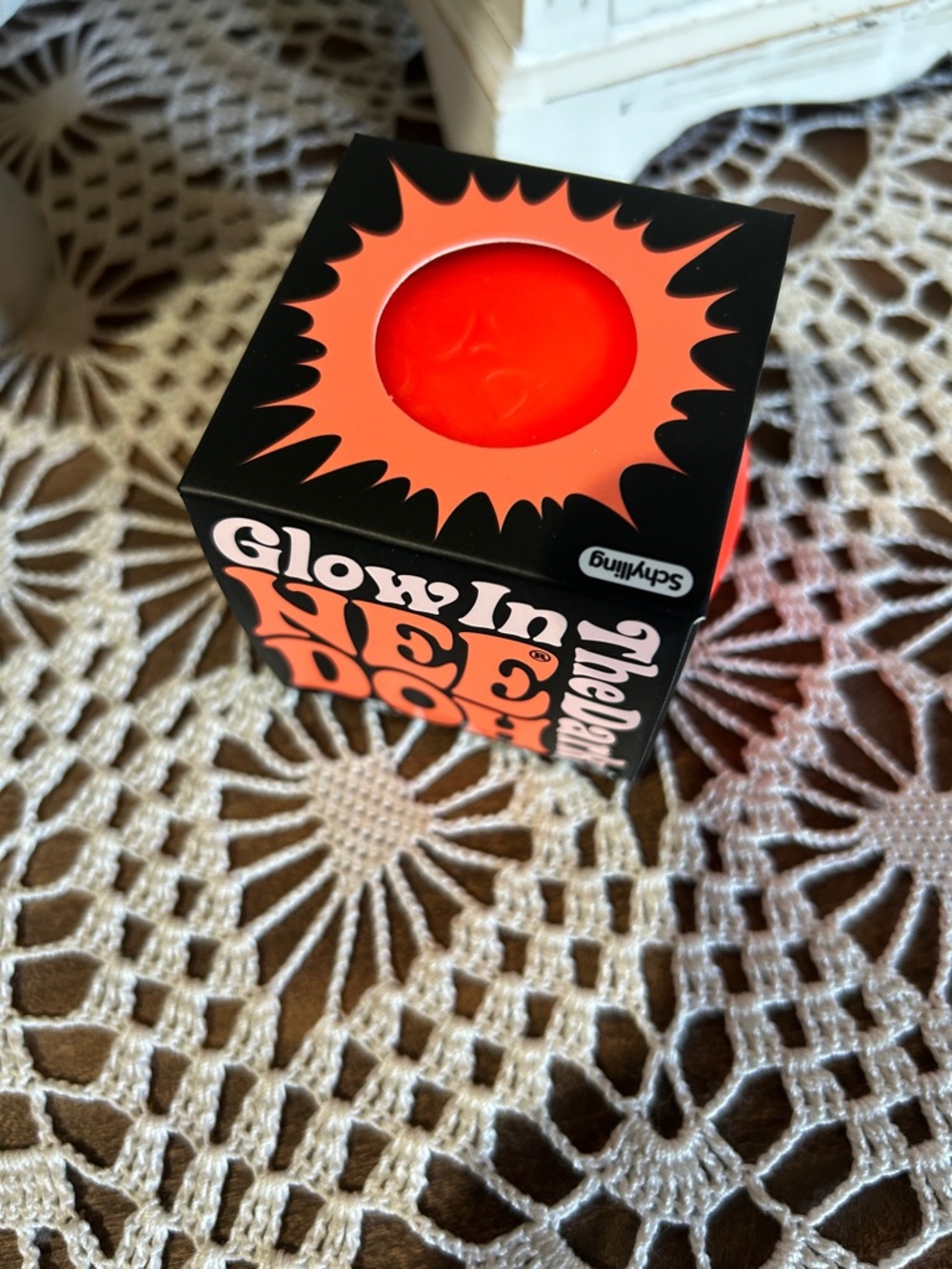 Glow In The Dark Neon Orange Needoh